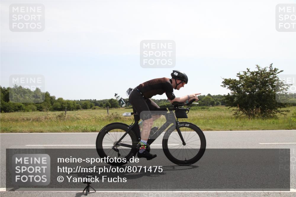 22.06.2025 - Viking Triathlon Yannick Fuchs http://msf.ph/oto/8071475 22.06.2025 11:50:00 Radfahren 33, 257, 638 meine-sportfotos.de