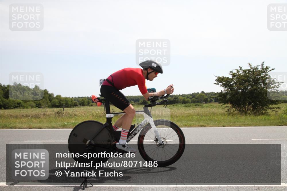 22.06.2025 - Viking Triathlon Yannick Fuchs http://msf.ph/oto/8071486 22.06.2025 11:50:03 Radfahren 11, 33, 150, 257, 638 meine-sportfotos.de