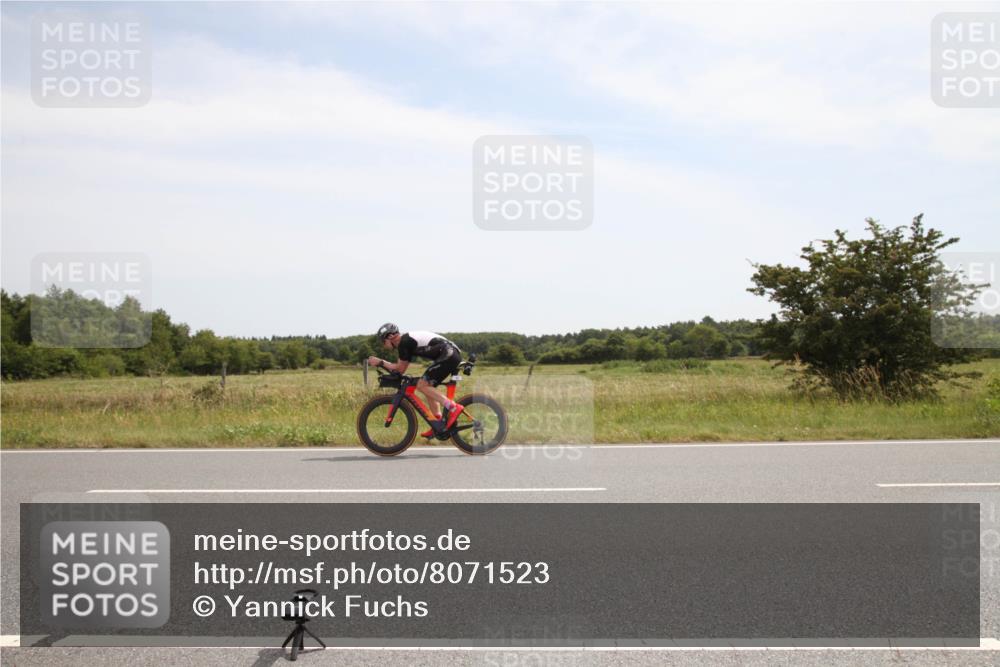 22.06.2025 - Viking Triathlon Yannick Fuchs http://msf.ph/oto/8071523 22.06.2025 12:27:43 Radfahren 34, 179, 460 meine-sportfotos.de