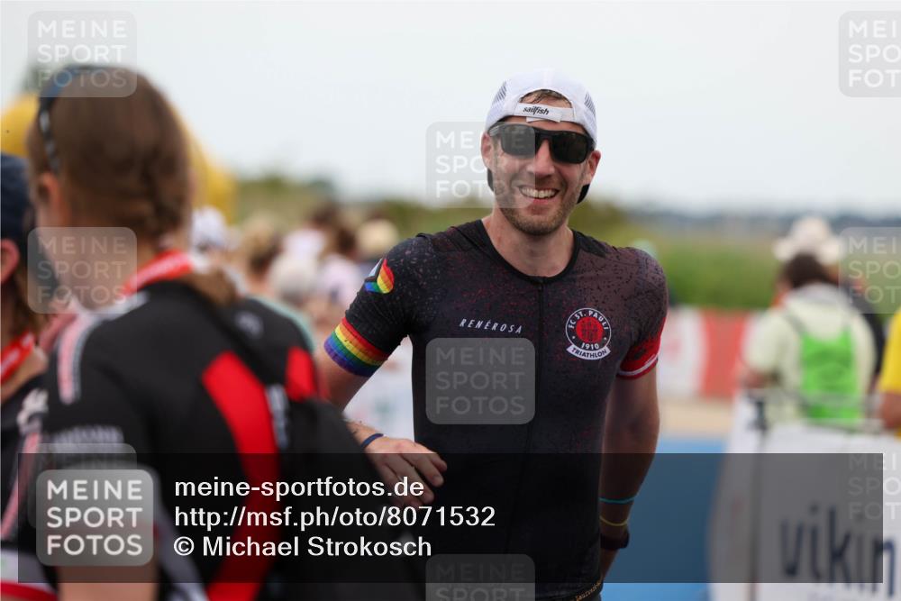 22.06.2025 - Viking Triathlon Michael Strokosch http://msf.ph/oto/8071532 22.06.2025 15:30:09 Ziel 217, 433 meine-sportfotos.de