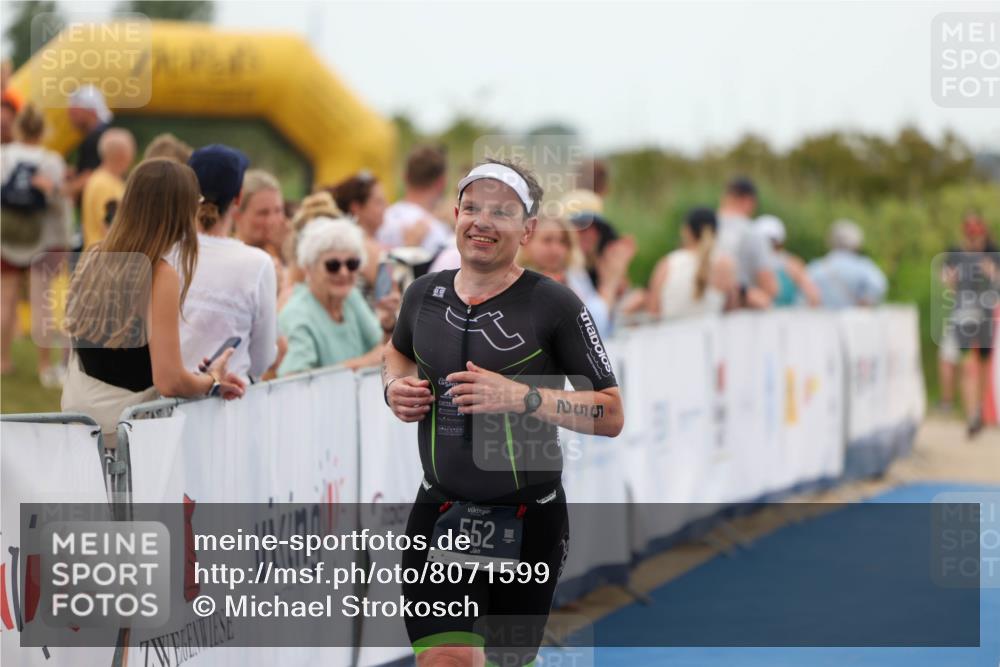 22.06.2025 - Viking Triathlon Michael Strokosch http://msf.ph/oto/8071599 22.06.2025 15:30:26 Ziel 552 meine-sportfotos.de