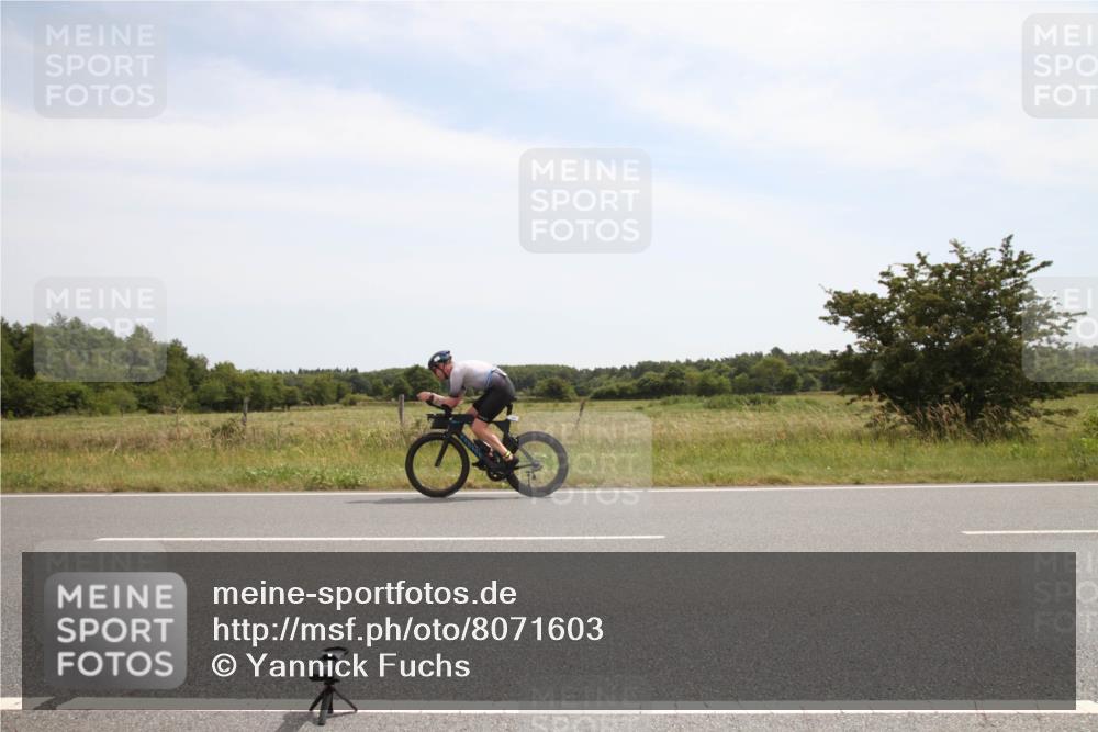 22.06.2025 - Viking Triathlon Yannick Fuchs http://msf.ph/oto/8071603 22.06.2025 12:28:53 Radfahren 46, 69, 167, 334, 483 meine-sportfotos.de