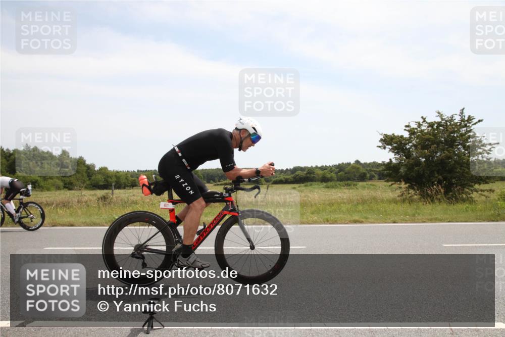 22.06.2025 - Viking Triathlon Yannick Fuchs http://msf.ph/oto/8071632 22.06.2025 12:28:58 Radfahren 46, 69, 317, 452, 615, 627 meine-sportfotos.de