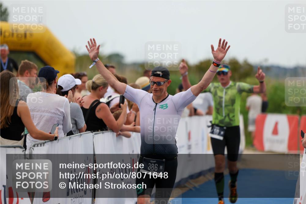 22.06.2025 - Viking Triathlon Michael Strokosch http://msf.ph/oto/8071648 22.06.2025 15:30:46 Ziel 50, 386 meine-sportfotos.de