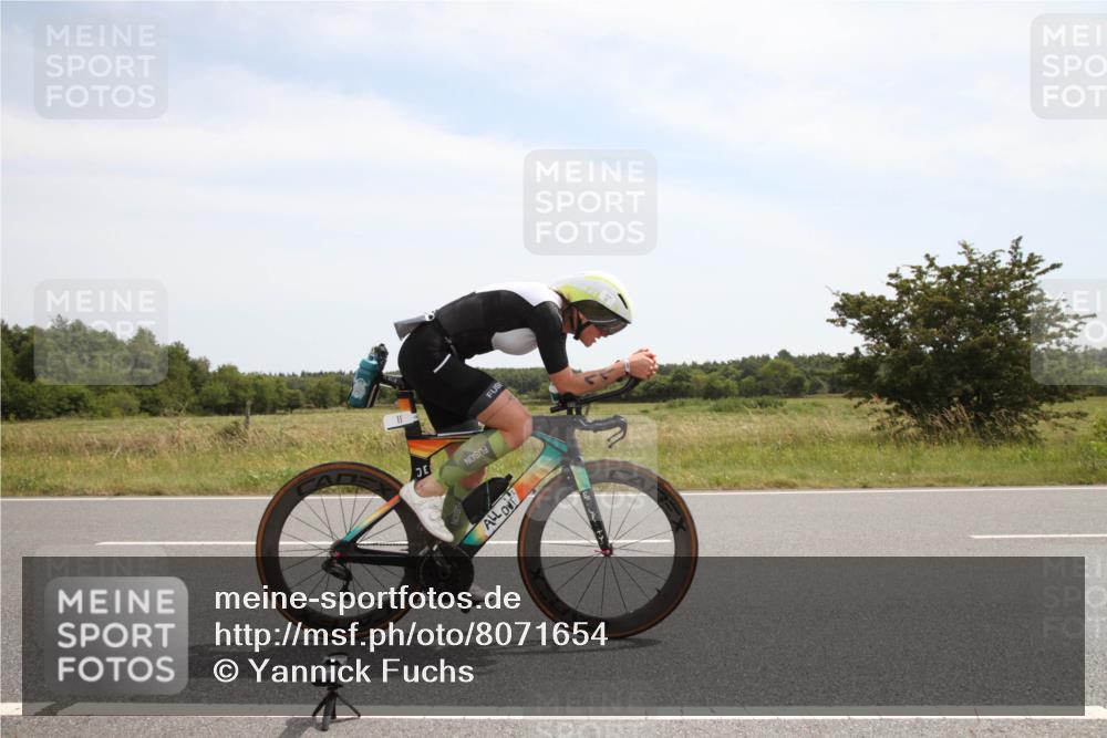 22.06.2025 - Viking Triathlon Yannick Fuchs http://msf.ph/oto/8071654 22.06.2025 12:29:15 Radfahren 11, 33, 59, 249, 298, 386 meine-sportfotos.de