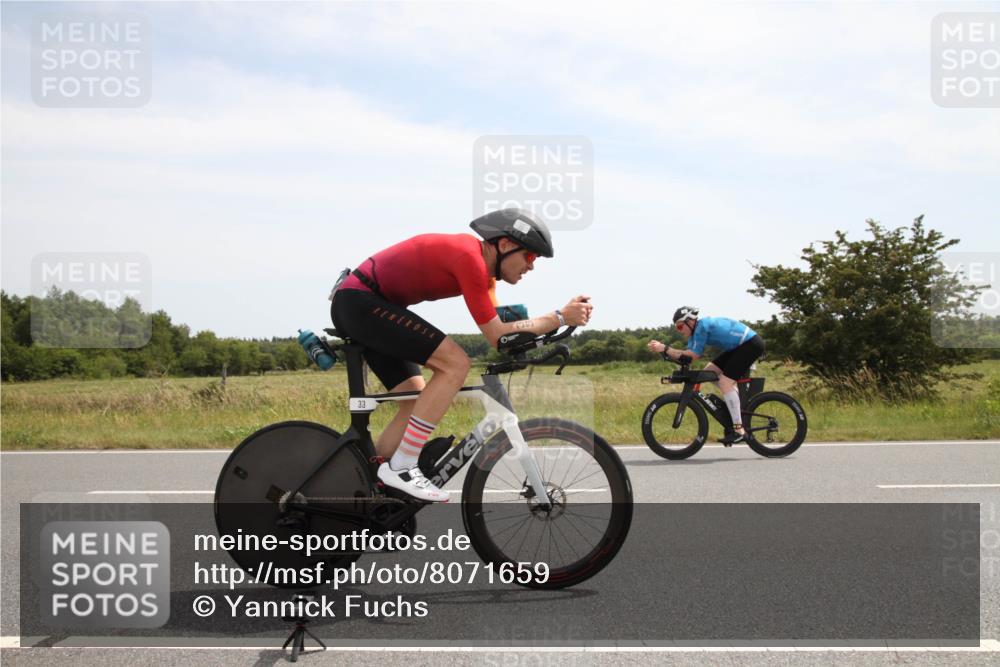 22.06.2025 - Viking Triathlon Yannick Fuchs http://msf.ph/oto/8071659 22.06.2025 12:29:16 Radfahren 11, 33, 59, 249, 298, 386 meine-sportfotos.de