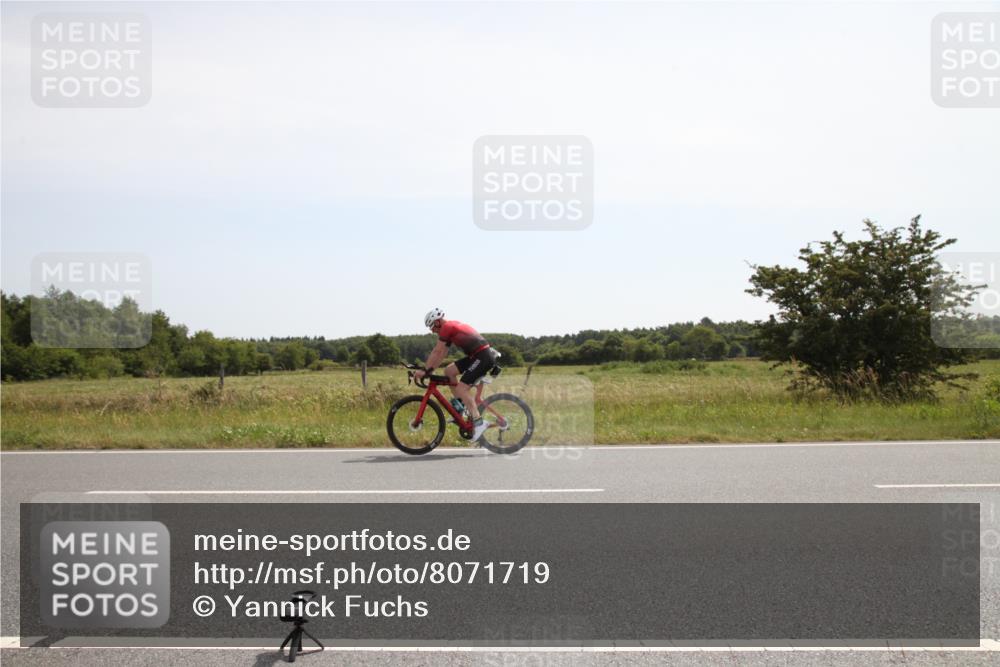 22.06.2025 - Viking Triathlon Yannick Fuchs http://msf.ph/oto/8071719 22.06.2025 11:52:12 Radfahren 79, 336, 408, 511 meine-sportfotos.de
