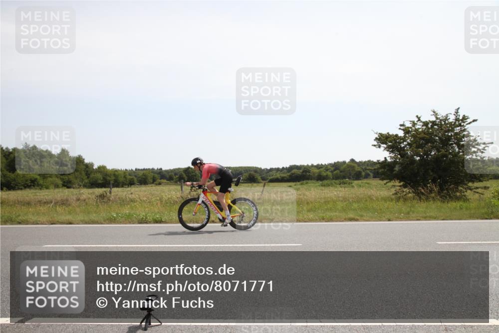 22.06.2025 - Viking Triathlon Yannick Fuchs http://msf.ph/oto/8071771 22.06.2025 11:52:23 Radfahren 43, 44, 83, 156, 320, 335, 521 meine-sportfotos.de
