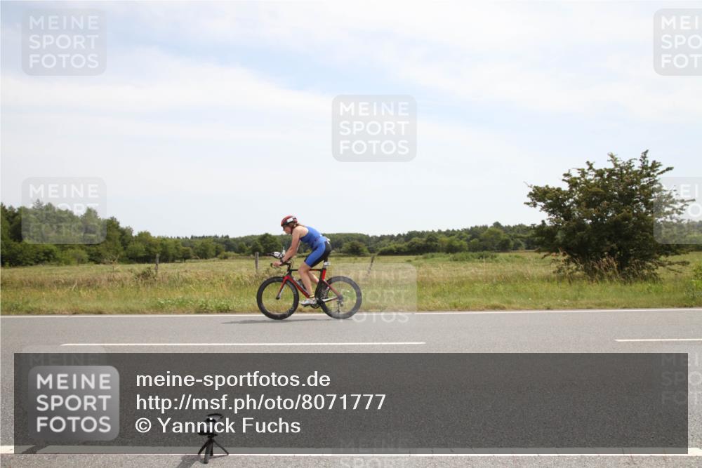 22.06.2025 - Viking Triathlon Yannick Fuchs http://msf.ph/oto/8071777 22.06.2025 12:29:55 Radfahren 91, 297, 383 meine-sportfotos.de