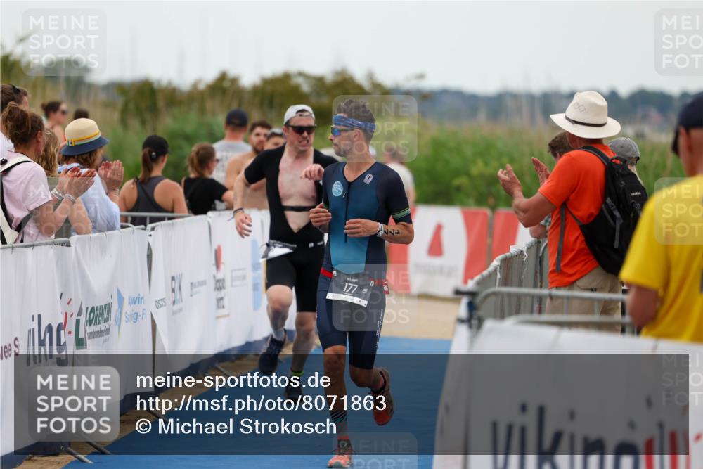 22.06.2025 - Viking Triathlon Michael Strokosch http://msf.ph/oto/8071863 22.06.2025 15:32:25 Ziel 177, 297 meine-sportfotos.de