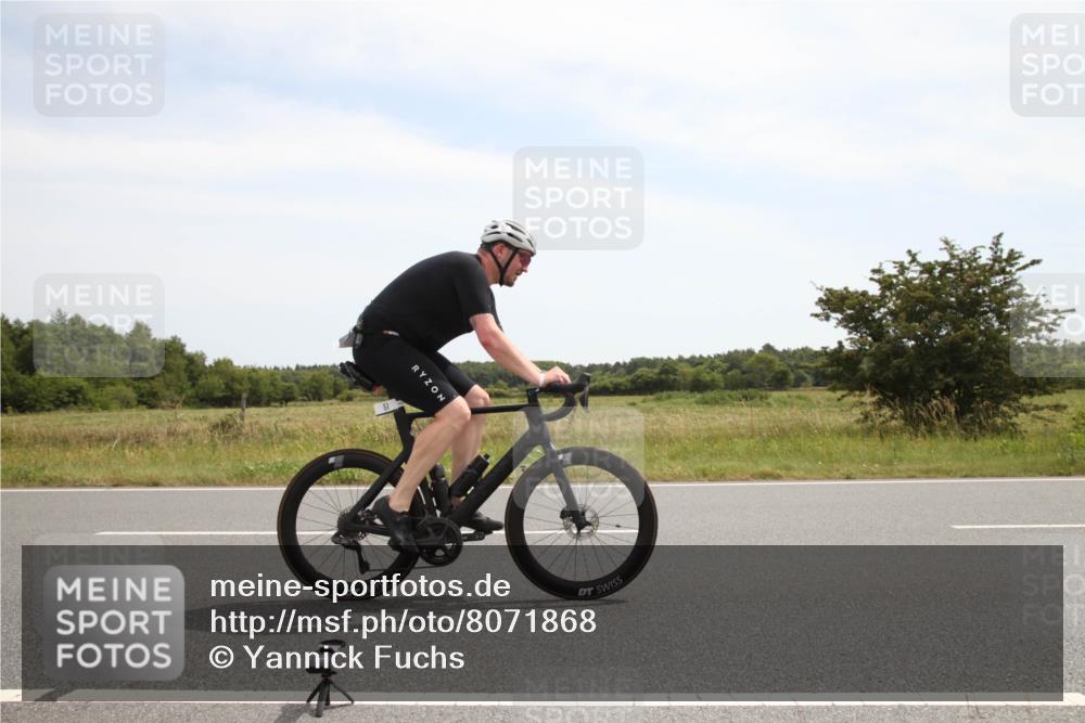 22.06.2025 - Viking Triathlon Yannick Fuchs http://msf.ph/oto/8071868 22.06.2025 12:30:42 Radfahren 51, 389, 503, 529 meine-sportfotos.de