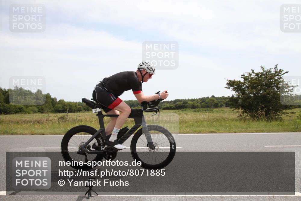 22.06.2025 - Viking Triathlon Yannick Fuchs http://msf.ph/oto/8071885 22.06.2025 12:30:49 Radfahren 16, 169, 235, 248, 503 meine-sportfotos.de