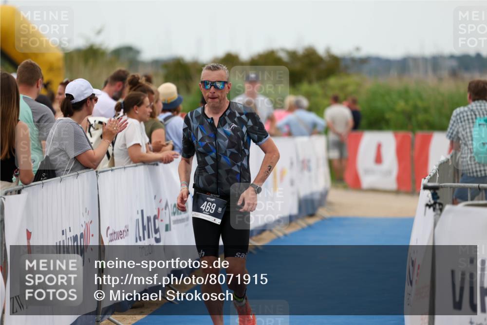 22.06.2025 - Viking Triathlon Michael Strokosch http://msf.ph/oto/8071915 22.06.2025 15:32:59 Ziel 469 meine-sportfotos.de