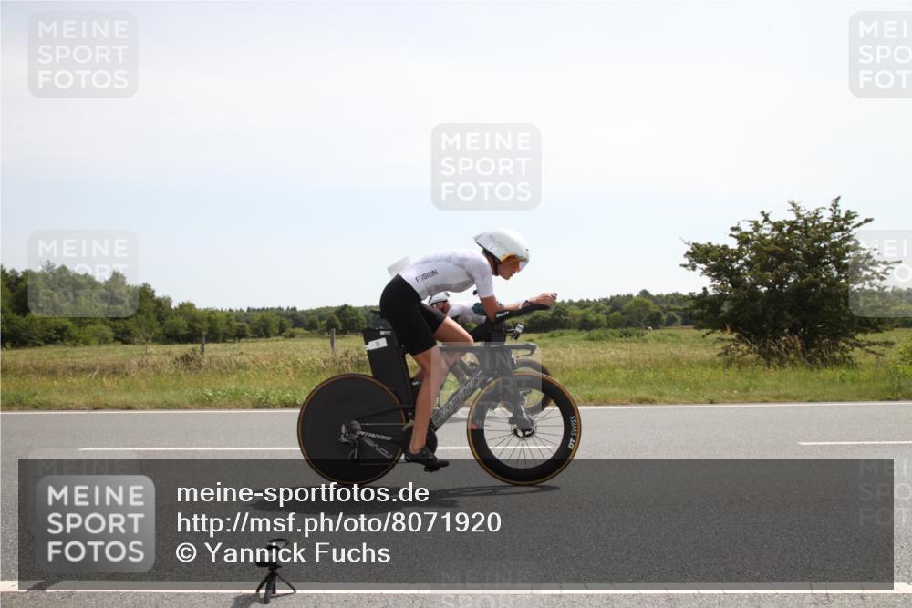22.06.2025 - Viking Triathlon Yannick Fuchs http://msf.ph/oto/8071920 22.06.2025 11:53:47 Radfahren 13, 173, 288, 340, 444, 458, 462, 604 meine-sportfotos.de
