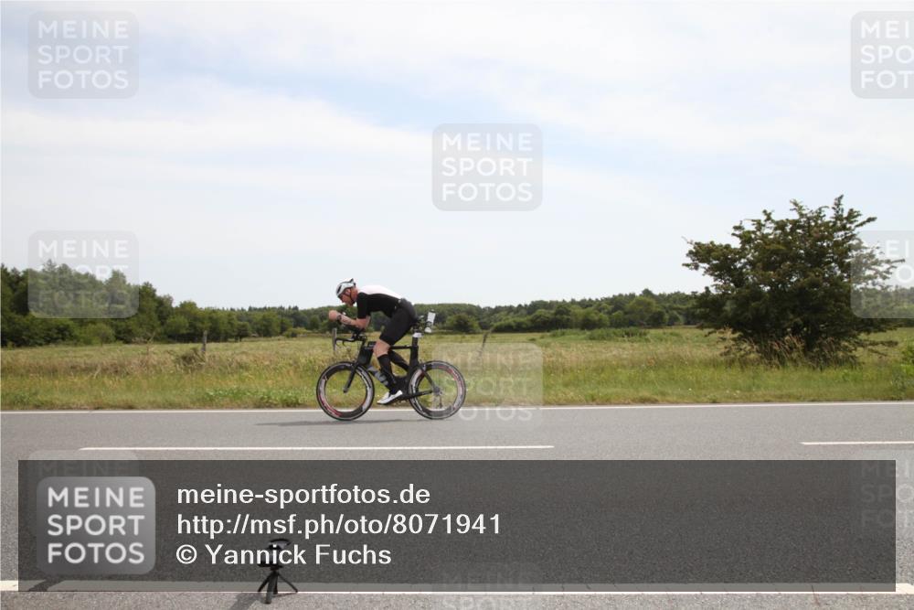22.06.2025 - Viking Triathlon Yannick Fuchs http://msf.ph/oto/8071941 22.06.2025 12:31:11 Radfahren 110, 418, 427 meine-sportfotos.de