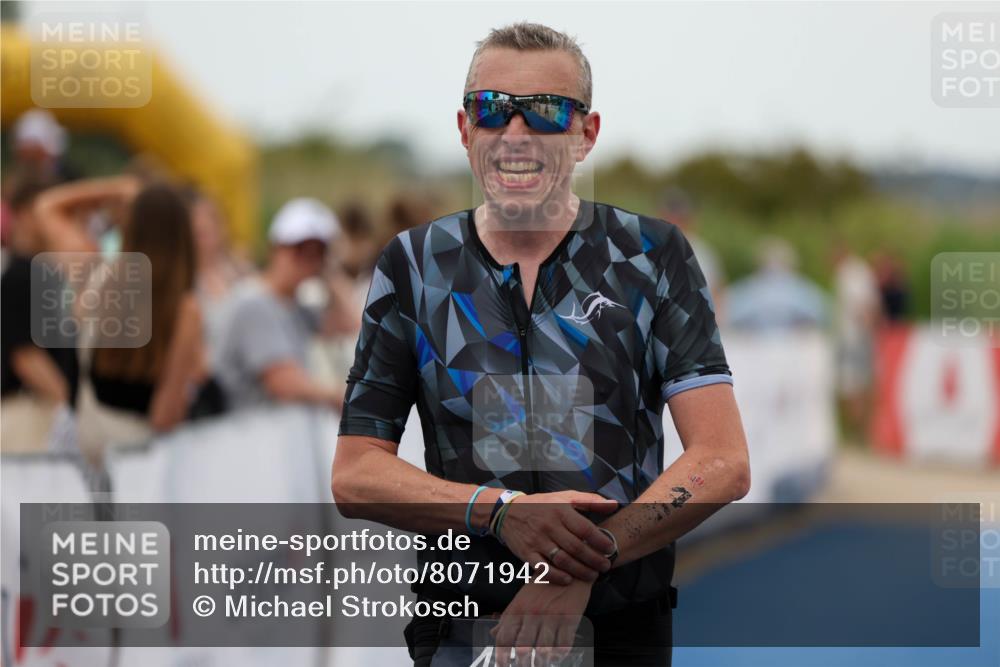 22.06.2025 - Viking Triathlon Michael Strokosch http://msf.ph/oto/8071942 22.06.2025 15:33:02 Ziel 469 meine-sportfotos.de