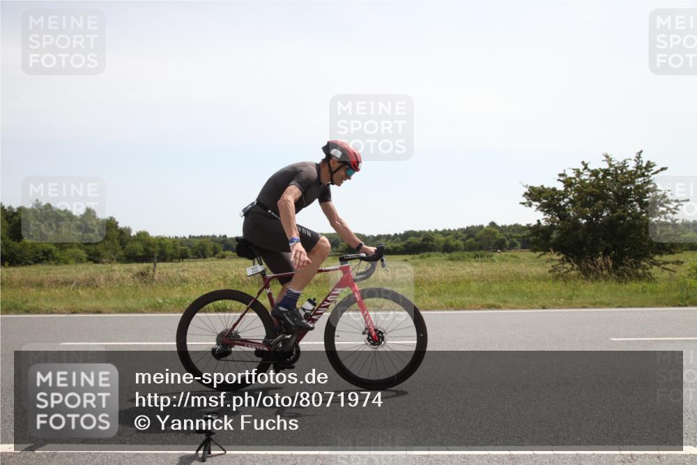 22.06.2025 - Viking Triathlon Yannick Fuchs http://msf.ph/oto/8071974 22.06.2025 11:54:05 Radfahren 159, 222 meine-sportfotos.de
