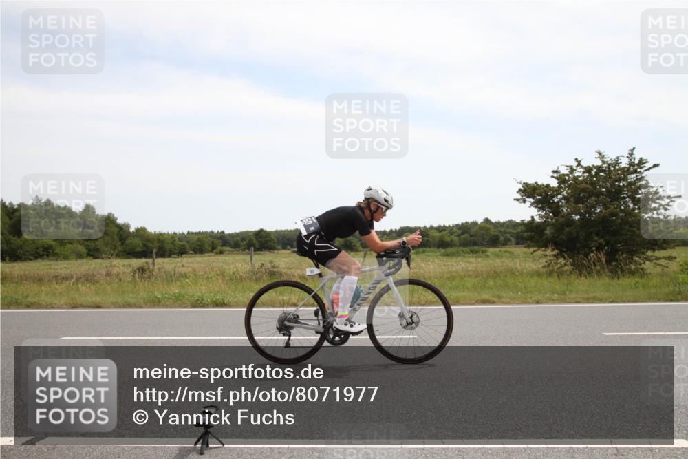 22.06.2025 - Viking Triathlon Yannick Fuchs http://msf.ph/oto/8071977 22.06.2025 12:31:37 Radfahren 60, 266, 495, 540 meine-sportfotos.de