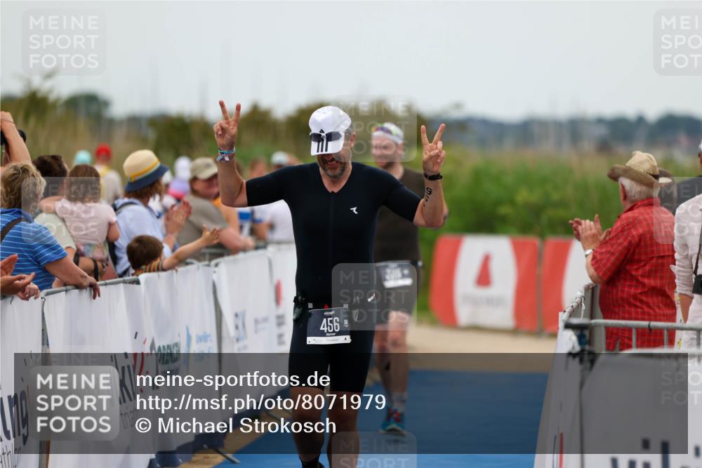 22.06.2025 - Viking Triathlon Michael Strokosch http://msf.ph/oto/8071979 22.06.2025 15:46:46 Ziel 456 meine-sportfotos.de