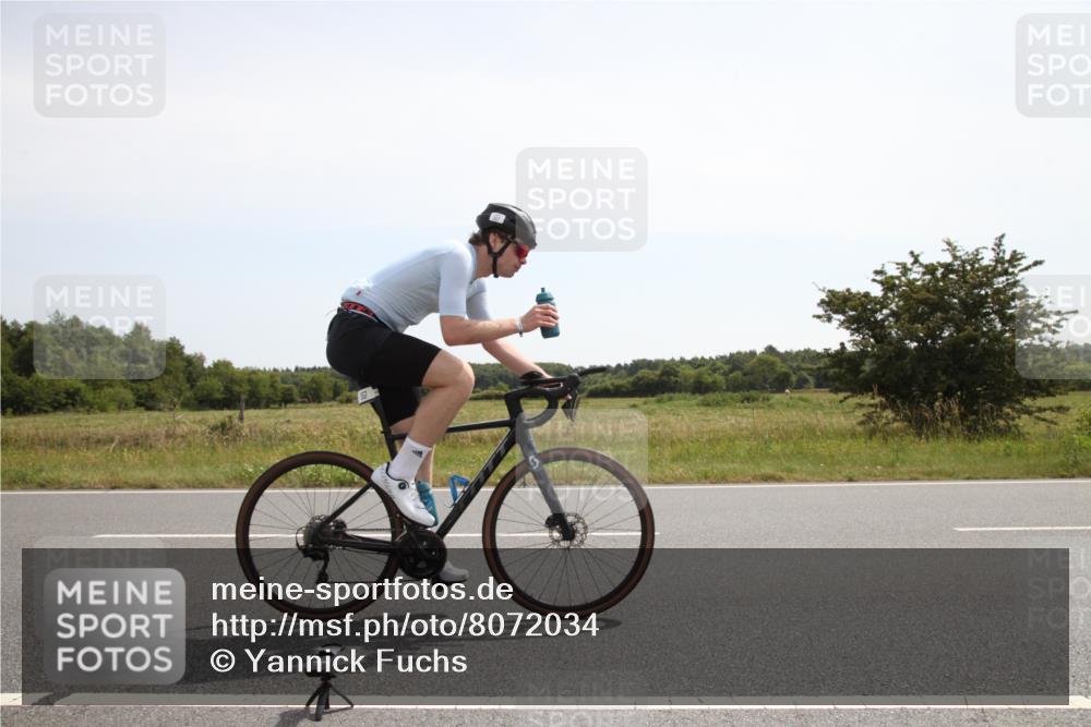 22.06.2025 - Viking Triathlon Yannick Fuchs http://msf.ph/oto/8072034 22.06.2025 11:54:39 Radfahren 357, 369, 641 meine-sportfotos.de