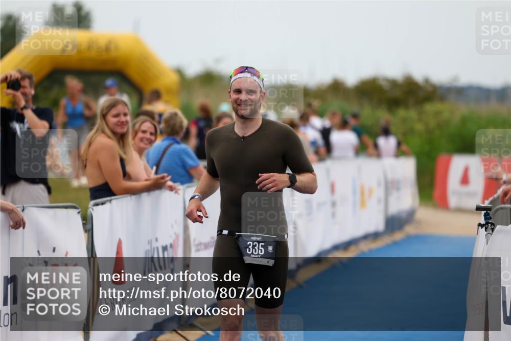 22.06.2025 - Viking Triathlon Michael Strokosch http://msf.ph/oto/8072040 22.06.2025 15:46:54 Ziel 335, 456 meine-sportfotos.de