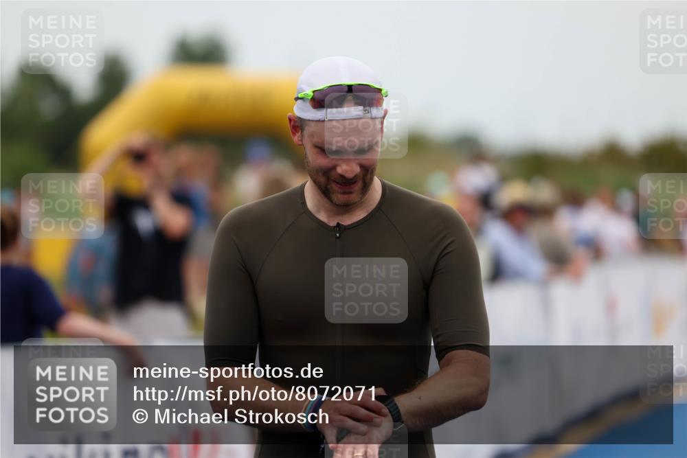 22.06.2025 - Viking Triathlon Michael Strokosch http://msf.ph/oto/8072071 22.06.2025 15:46:56 Ziel 335 meine-sportfotos.de