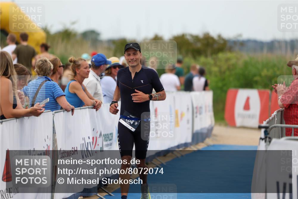 22.06.2025 - Viking Triathlon Michael Strokosch http://msf.ph/oto/8072074 22.06.2025 15:47:21 Ziel 204 meine-sportfotos.de