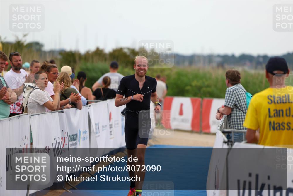 22.06.2025 - Viking Triathlon Michael Strokosch http://msf.ph/oto/8072090 22.06.2025 15:34:33 Ziel 225 meine-sportfotos.de