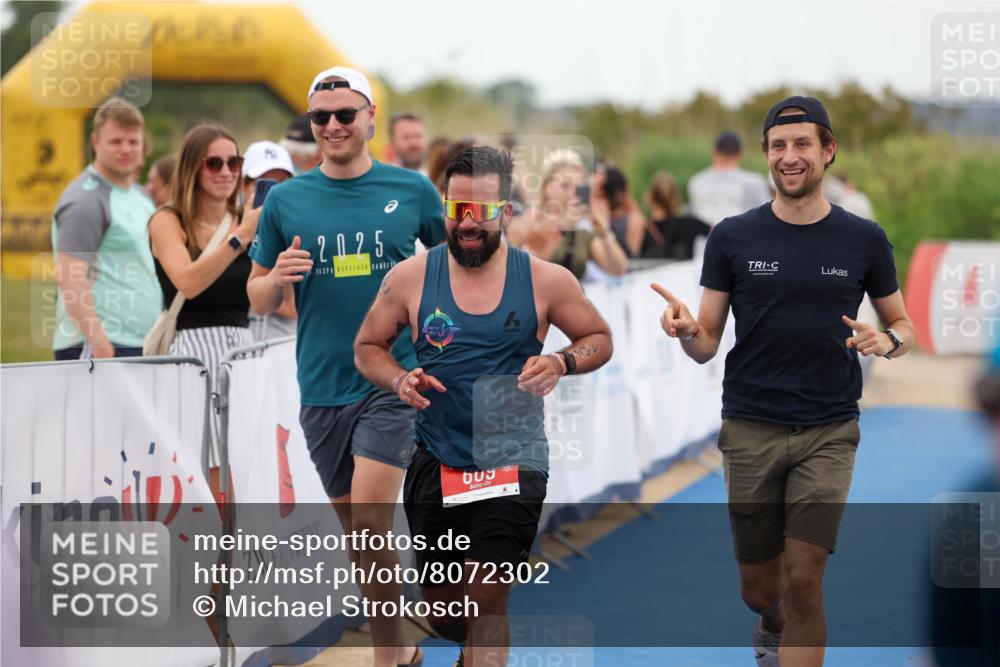22.06.2025 - Viking Triathlon Michael Strokosch http://msf.ph/oto/8072302 22.06.2025 15:35:33 Ziel 609 meine-sportfotos.de
