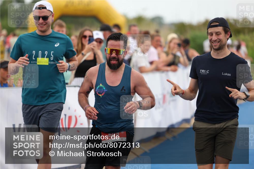 22.06.2025 - Viking Triathlon Michael Strokosch http://msf.ph/oto/8072313 22.06.2025 15:35:34 Ziel 609 meine-sportfotos.de