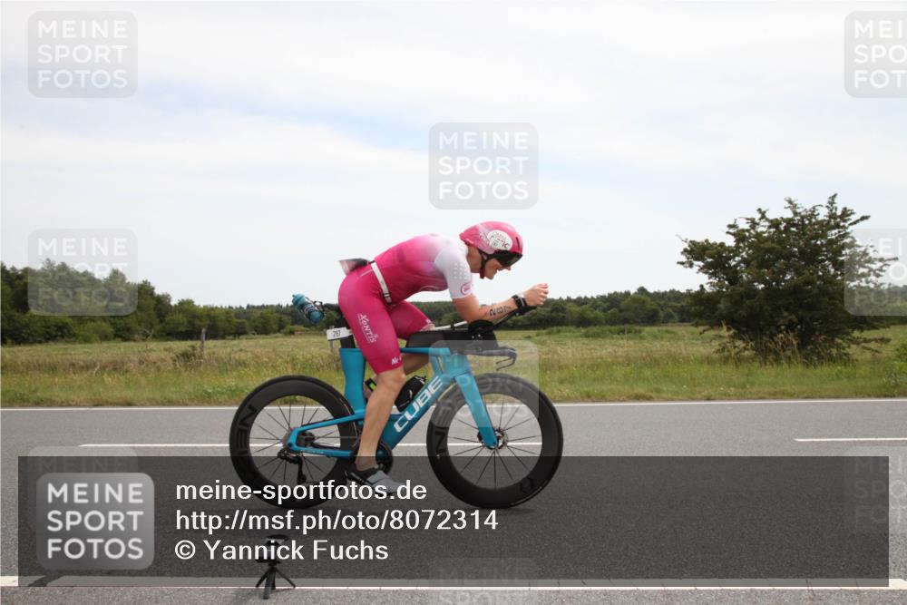22.06.2025 - Viking Triathlon Yannick Fuchs http://msf.ph/oto/8072314 22.06.2025 12:34:35 Radfahren 287, 415 meine-sportfotos.de