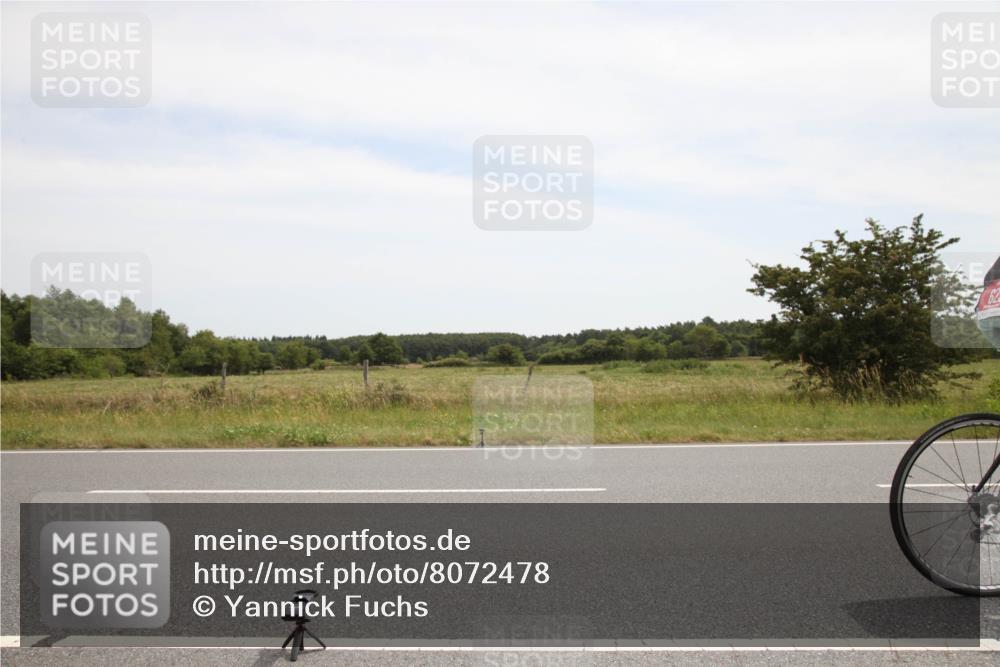 22.06.2025 - Viking Triathlon Yannick Fuchs http://msf.ph/oto/8072478 22.06.2025 12:35:59 Radfahren 77, 184, 629 meine-sportfotos.de