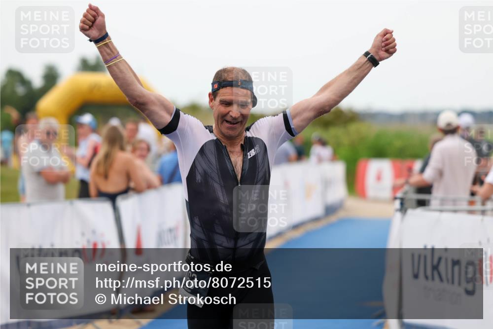 22.06.2025 - Viking Triathlon Michael Strokosch http://msf.ph/oto/8072515 22.06.2025 15:52:53 Ziel 463 meine-sportfotos.de