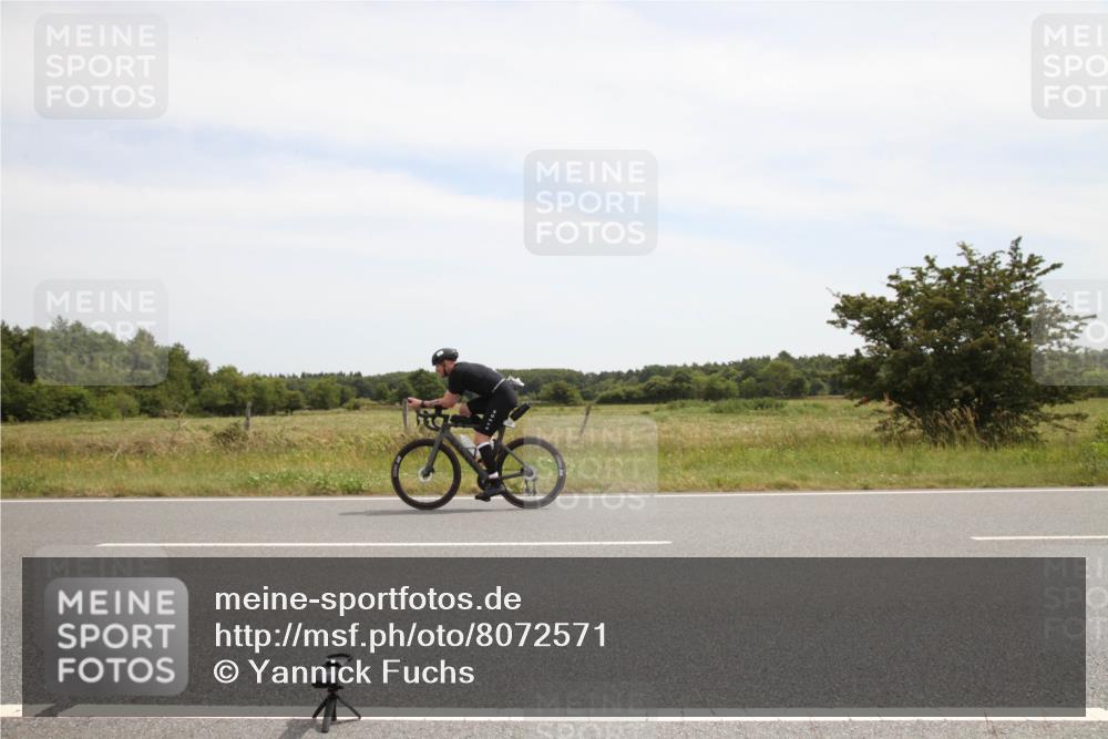 22.06.2025 - Viking Triathlon Yannick Fuchs http://msf.ph/oto/8072571 22.06.2025 12:36:43 Radfahren 48, 97, 419 meine-sportfotos.de