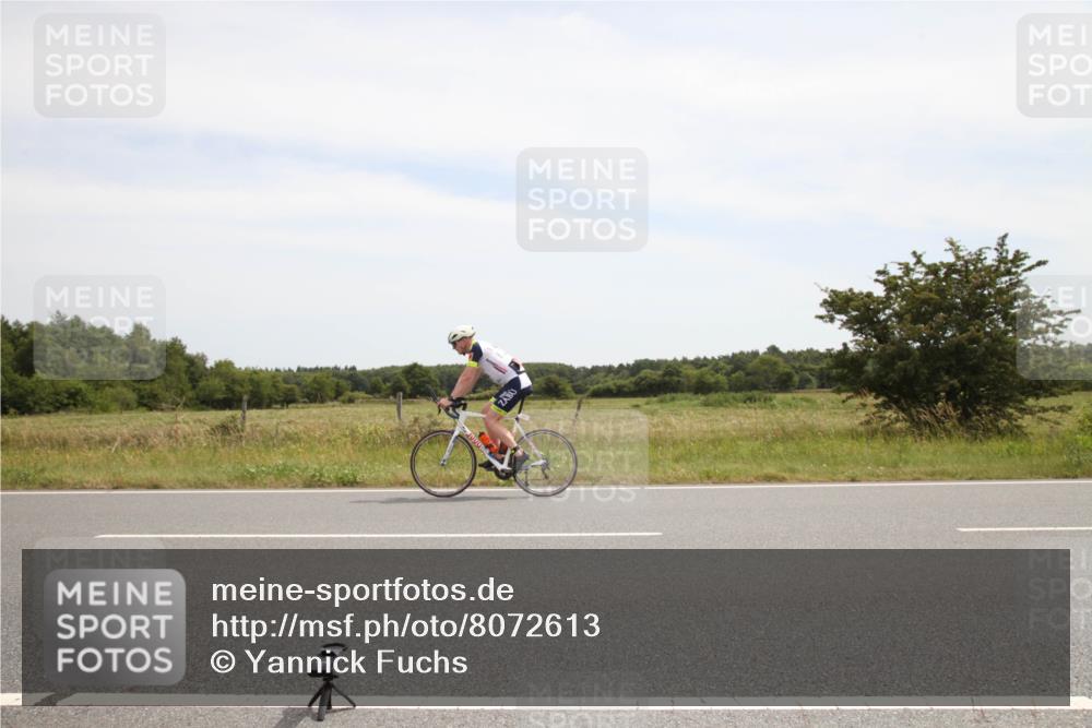 22.06.2025 - Viking Triathlon Yannick Fuchs http://msf.ph/oto/8072613 22.06.2025 12:37:27 Radfahren 211, 311, 657 meine-sportfotos.de