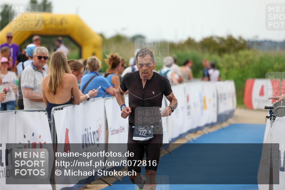 22.06.2025 - Viking Triathlon Michael Strokosch http://msf.ph/oto/8072816 22.06.2025 15:55:48 Ziel 222 meine-sportfotos.de