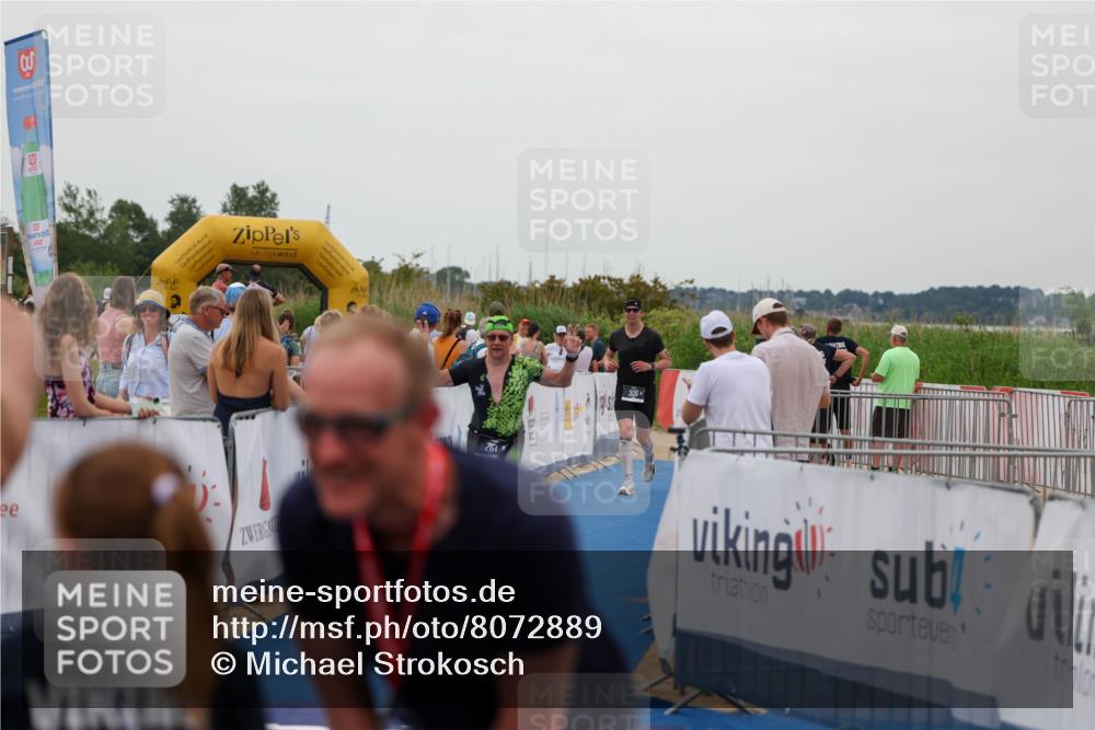 22.06.2025 - Viking Triathlon Michael Strokosch http://msf.ph/oto/8072889 22.06.2025 15:56:40 Ziel 261, 306, 647 meine-sportfotos.de