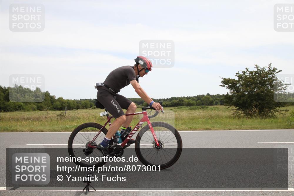 22.06.2025 - Viking Triathlon Yannick Fuchs http://msf.ph/oto/8073001 22.06.2025 12:41:40 Radfahren 87, 193, 201, 216, 222, 492 meine-sportfotos.de