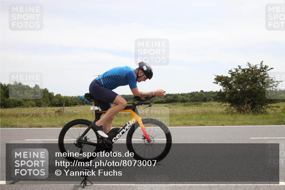 22.06.2025 - Viking Triathlon Yannick Fuchs http://msf.ph/oto/8073007 22.06.2025 12:41:43 Radfahren 115, 216, 222 meine-sportfotos.de