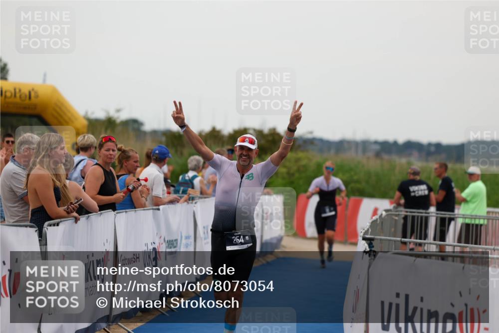 22.06.2025 - Viking Triathlon Michael Strokosch http://msf.ph/oto/8073054 22.06.2025 15:58:44 Ziel 18, 254 meine-sportfotos.de