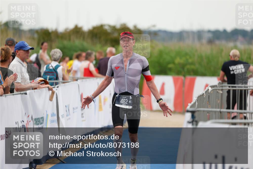 22.06.2025 - Viking Triathlon Michael Strokosch http://msf.ph/oto/8073198 22.06.2025 15:59:41 Ziel 462 meine-sportfotos.de
