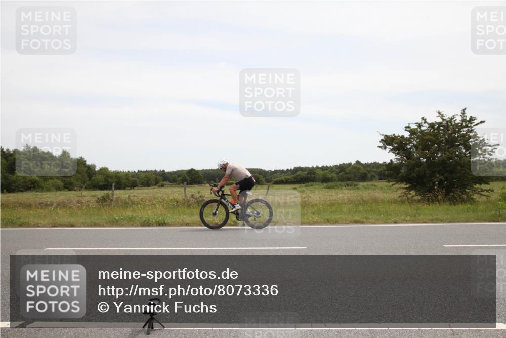 22.06.2025 - Viking Triathlon Yannick Fuchs http://msf.ph/oto/8073336 22.06.2025 12:45:55 Radfahren 98, 190, 350, 644 meine-sportfotos.de