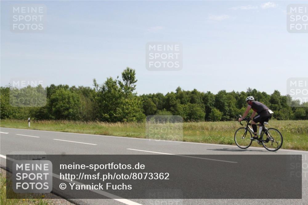22.06.2025 - Viking Triathlon Yannick Fuchs http://msf.ph/oto/8073362 22.06.2025 11:05:23 Radfahren 79, 141, 191, 455 meine-sportfotos.de