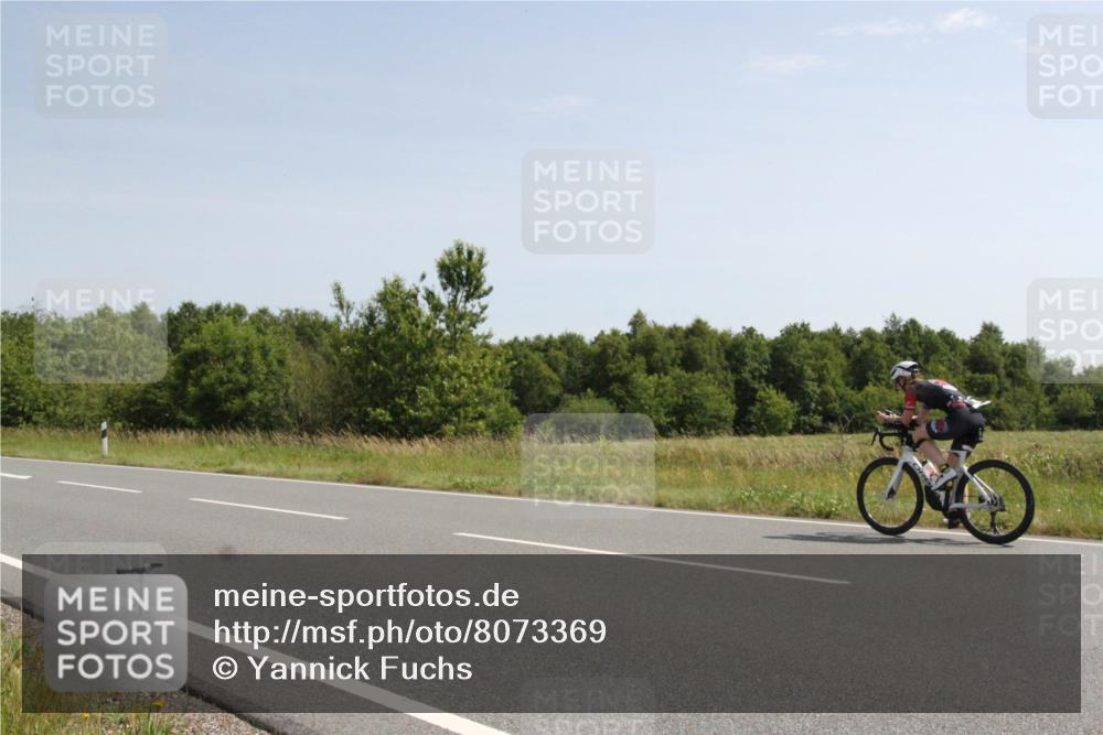 22.06.2025 - Viking Triathlon Yannick Fuchs http://msf.ph/oto/8073369 22.06.2025 11:05:28 Radfahren 79, 93, 141, 254, 455 meine-sportfotos.de