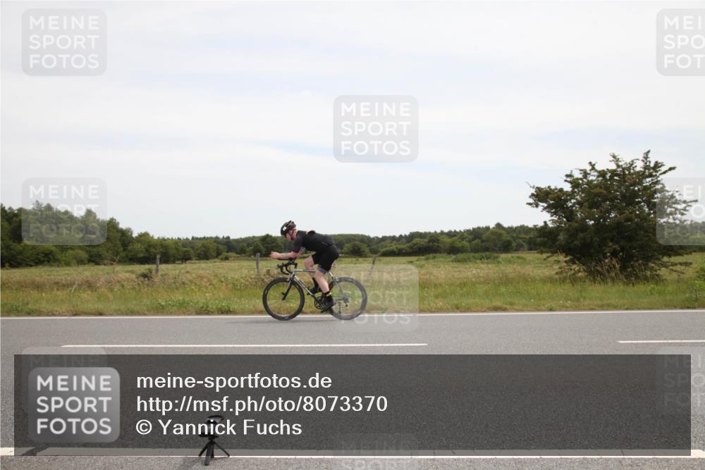 22.06.2025 - Viking Triathlon Yannick Fuchs http://msf.ph/oto/8073370 22.06.2025 12:46:30 Radfahren 230, 353, 607 meine-sportfotos.de