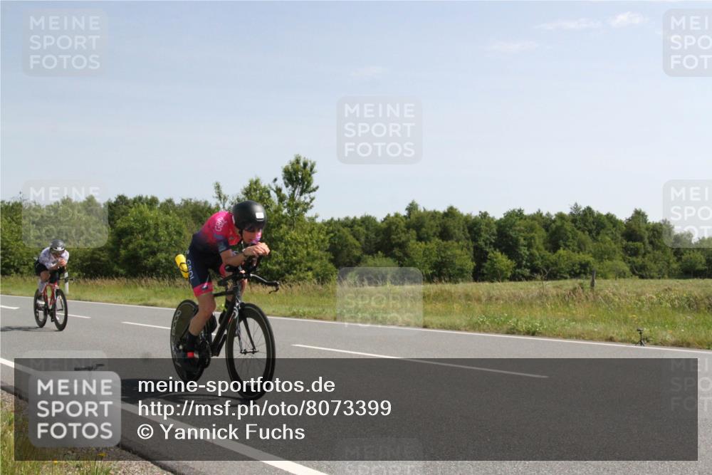 22.06.2025 - Viking Triathlon Yannick Fuchs http://msf.ph/oto/8073399 22.06.2025 11:06:04 Radfahren 1, 2, 530, 610, 655 meine-sportfotos.de