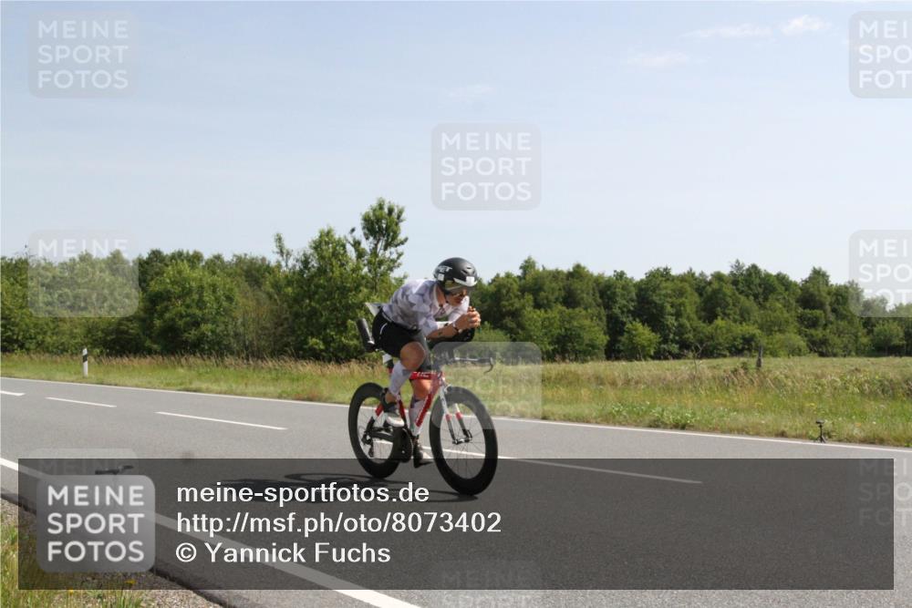 22.06.2025 - Viking Triathlon Yannick Fuchs http://msf.ph/oto/8073402 22.06.2025 11:06:04 Radfahren 1, 2, 530, 610, 655 meine-sportfotos.de