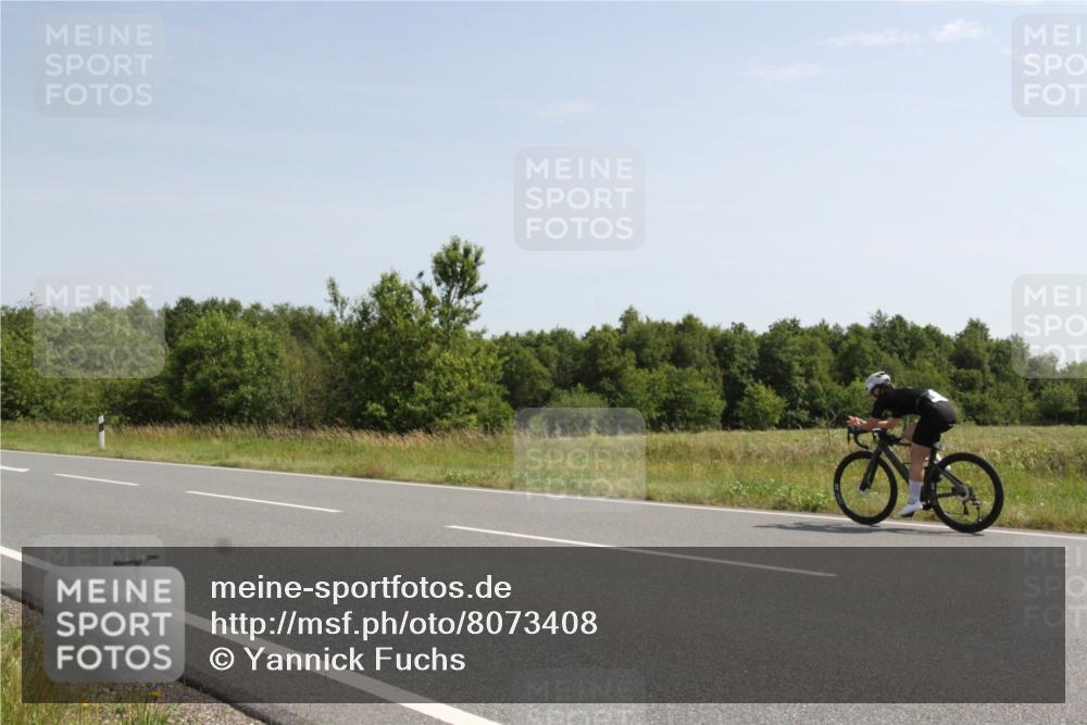 22.06.2025 - Viking Triathlon Yannick Fuchs http://msf.ph/oto/8073408 22.06.2025 11:06:09 Radfahren 2, 44, 171, 281, 530, 655 meine-sportfotos.de