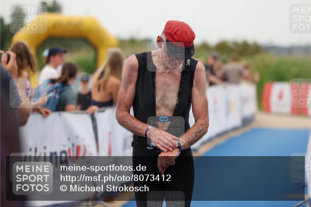 22.06.2025 - Viking Triathlon Michael Strokosch http://msf.ph/oto/8073412 22.06.2025 16:01:40 Ziel 543 meine-sportfotos.de