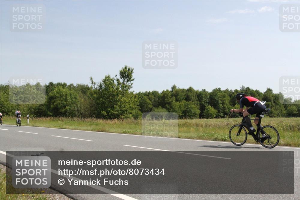 22.06.2025 - Viking Triathlon Yannick Fuchs http://msf.ph/oto/8073434 22.06.2025 11:06:21 Radfahren 78, 89, 110, 153, 376, 487, 642 meine-sportfotos.de